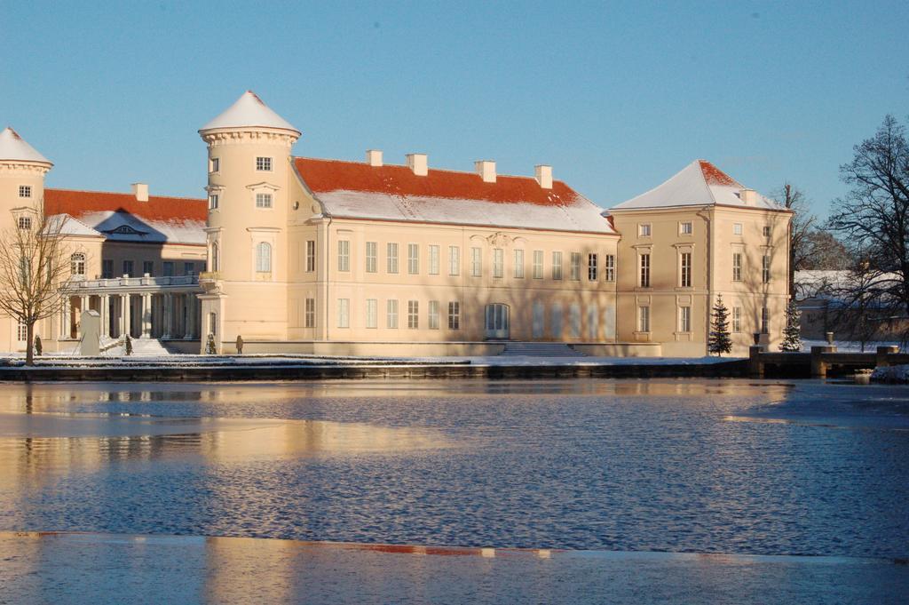 Schloss-Und Seeblick Apartment Rheinsberg Exteriér fotografie
