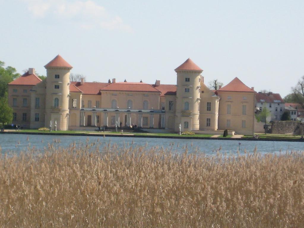 Schloss-Und Seeblick Apartment Rheinsberg Exteriér fotografie