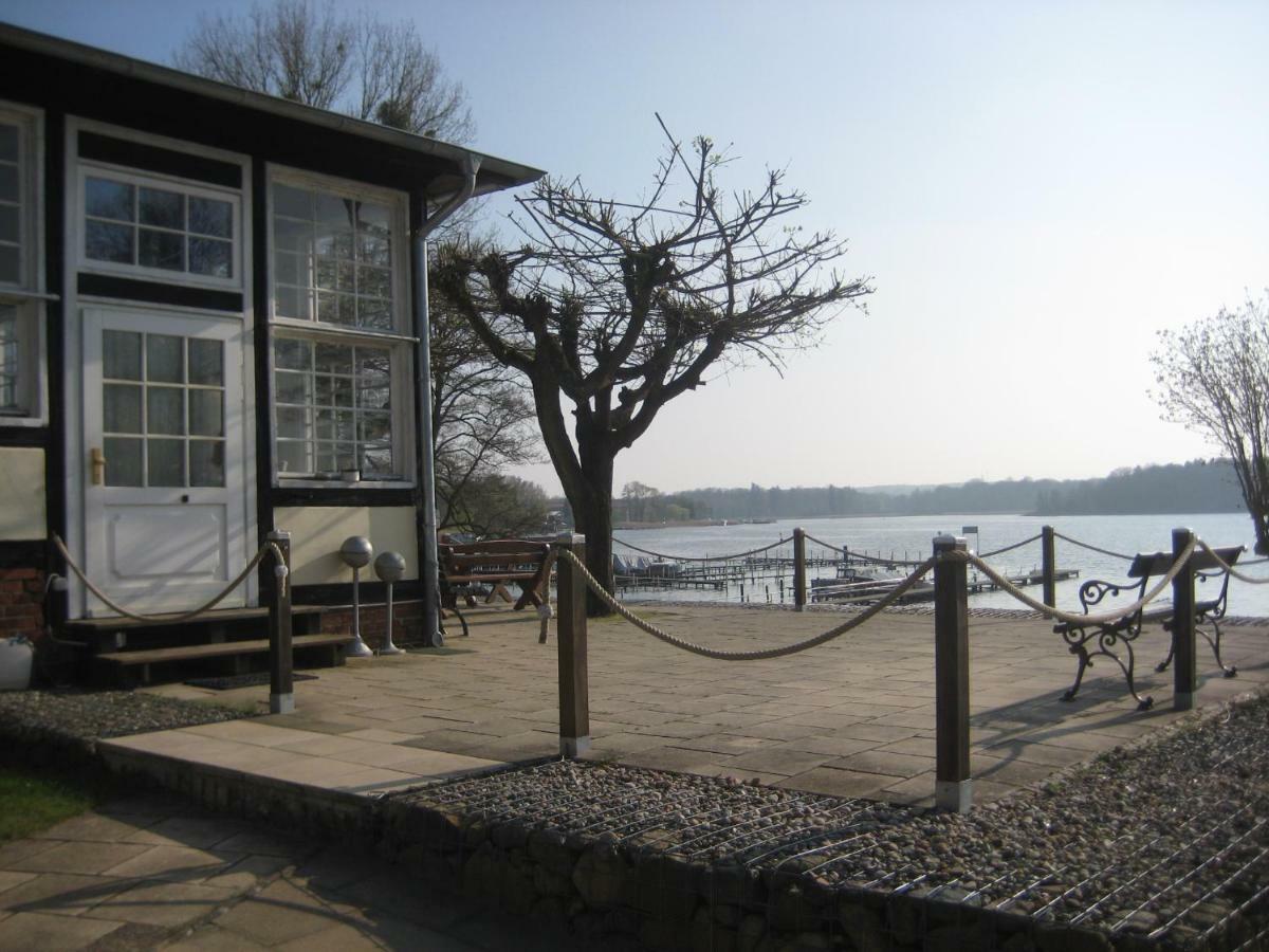 Schloss-Und Seeblick Apartment Rheinsberg Exteriér fotografie